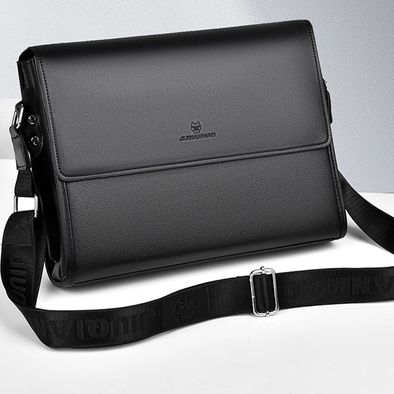 Interior Design Documentation - Borsa a tracolla da uomo in