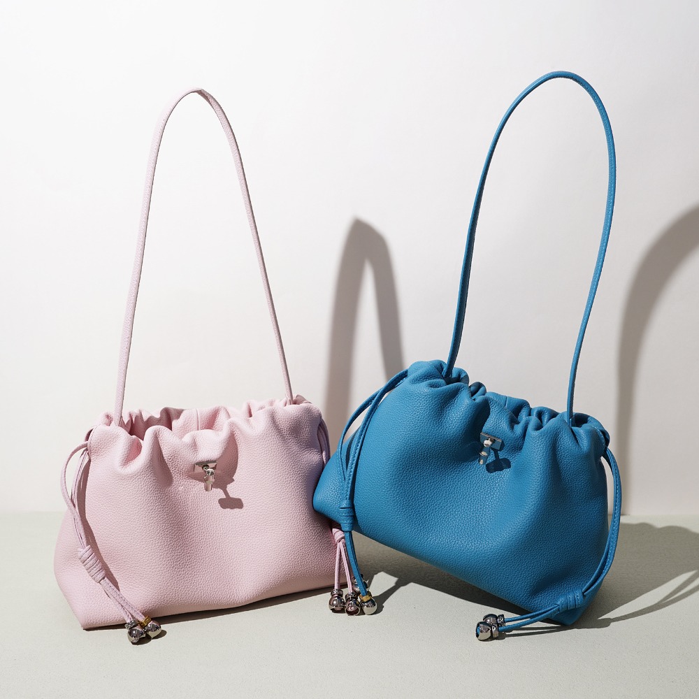 Interior Design Simple - Nuova Borsa Cloud di Alta Gamma
