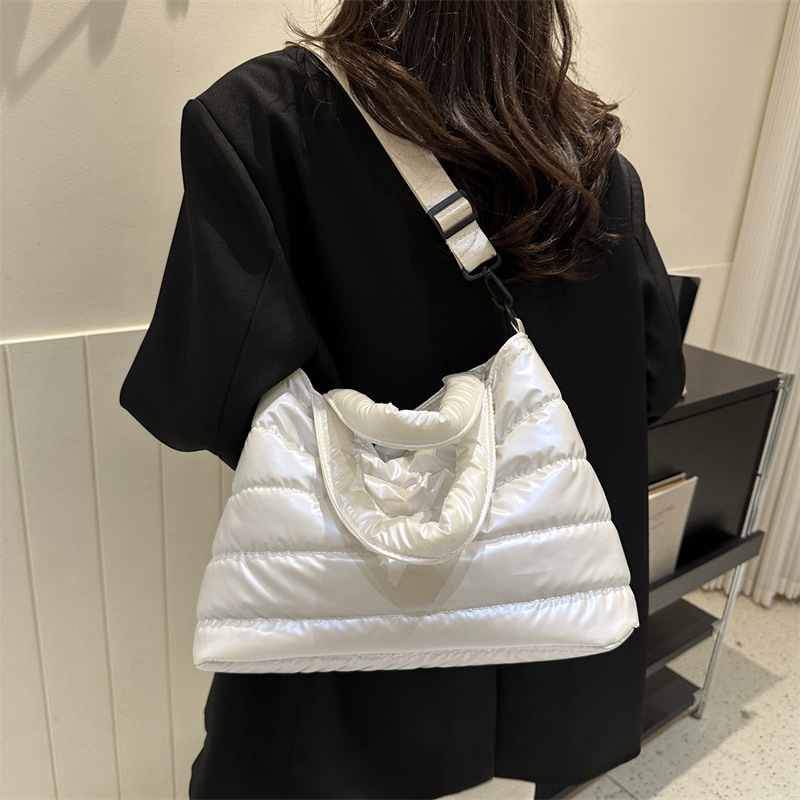 Abbigliamento in cotone Borse  - Interior Design Open Space recensione e prezzo