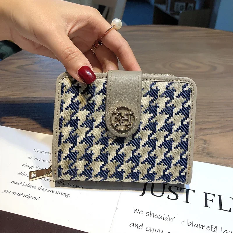 Borsa da donna corta in pelle  - Interior Design Documentation recensione e prezzo
