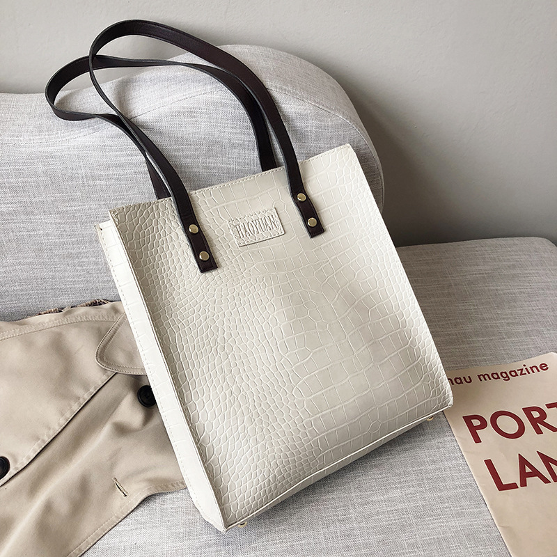 Modello coccodrillo donna semp - Interior Design Simple recensione e prezzo