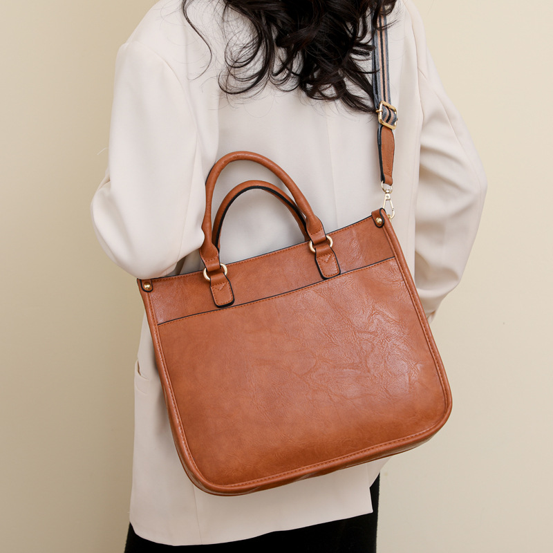 Borsa a tracolla retrò casual  - Interior Design Class recensione e prezzo